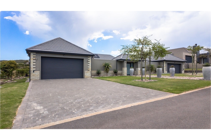 5 Bedroom Property for Sale in Num Num Cape Estate Western Cape